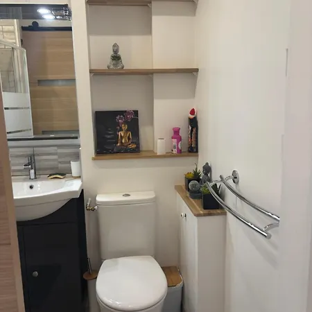 Cosy Avec Jardin Apartamento Nyons