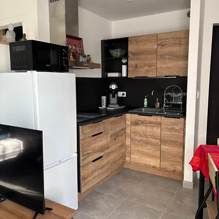 Apartment Cosy Avec Jardin *