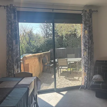 Cosy Avec Jardin Apartment Nyons