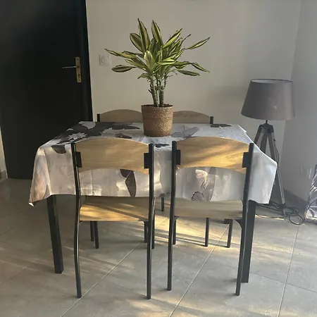 Cosy Avec Jardin Nyons